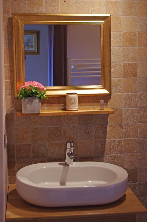 Auberge Les Tables Du Ban Saint-Pierre-la-Palud Dış mekan fotoğraf