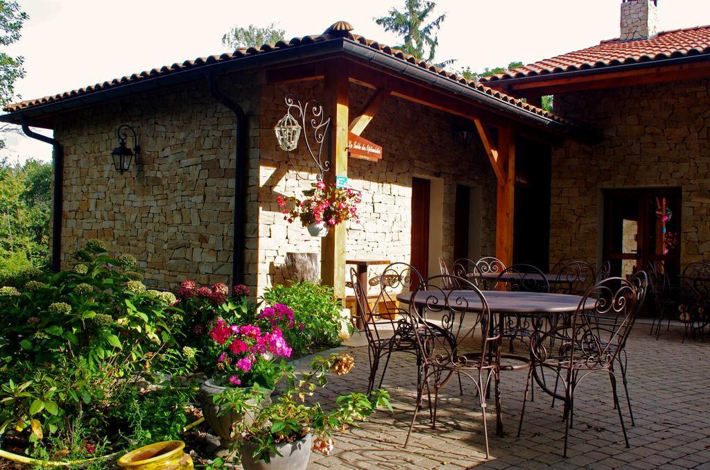 Auberge Les Tables Du Ban Saint-Pierre-la-Palud Dış mekan fotoğraf